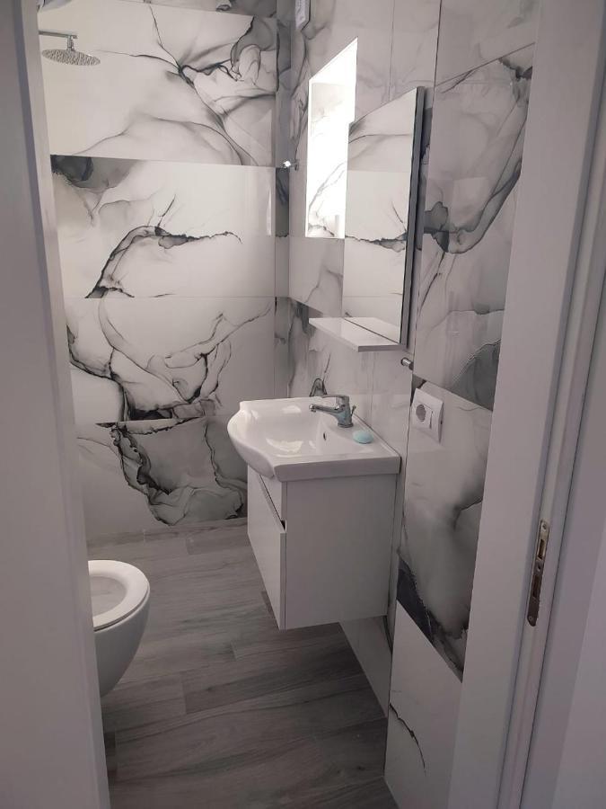 Proda Apartments Sarandë 外观 照片